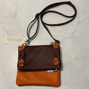 Florence Leather Market Crossbody Bag